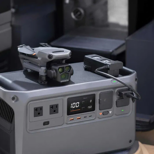 Портативна зарядна станція DJI Power 1000 V2 1024 Wh 2600 W LiFePO4 DJI1000V2 фото